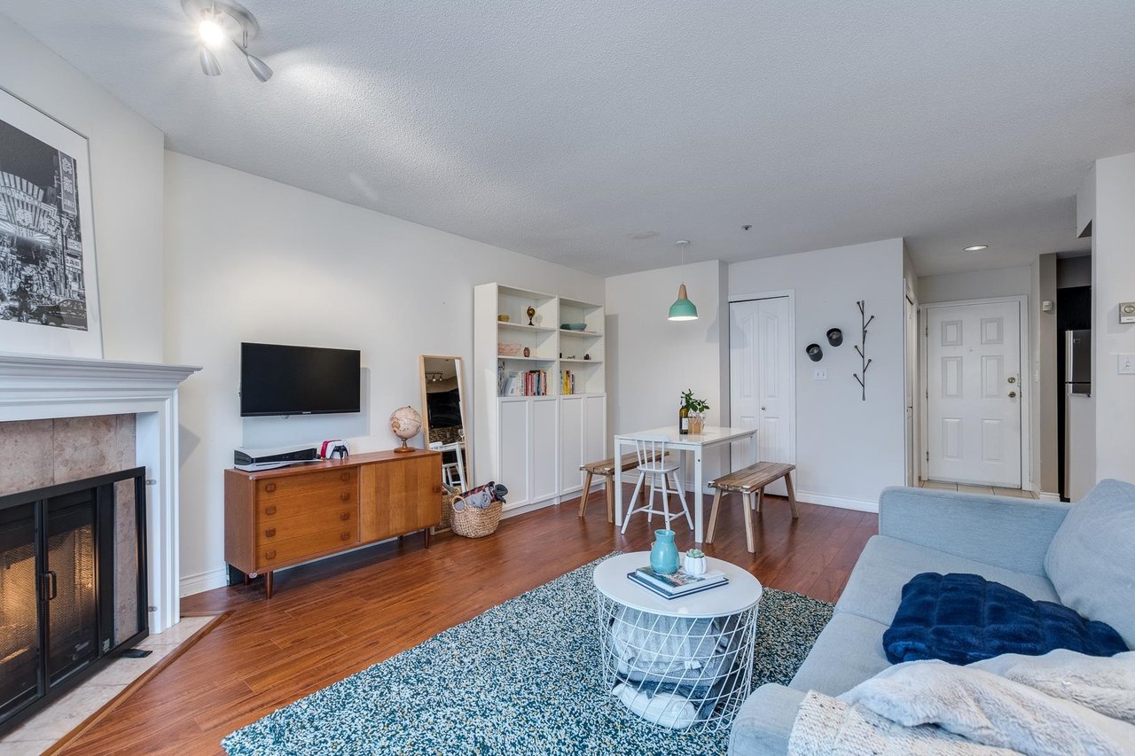 404-3668 Rae Ave