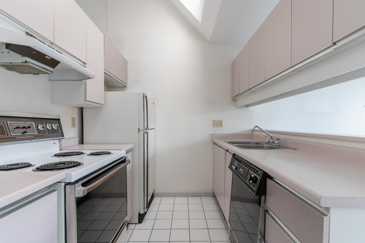 829 W 7th Ave