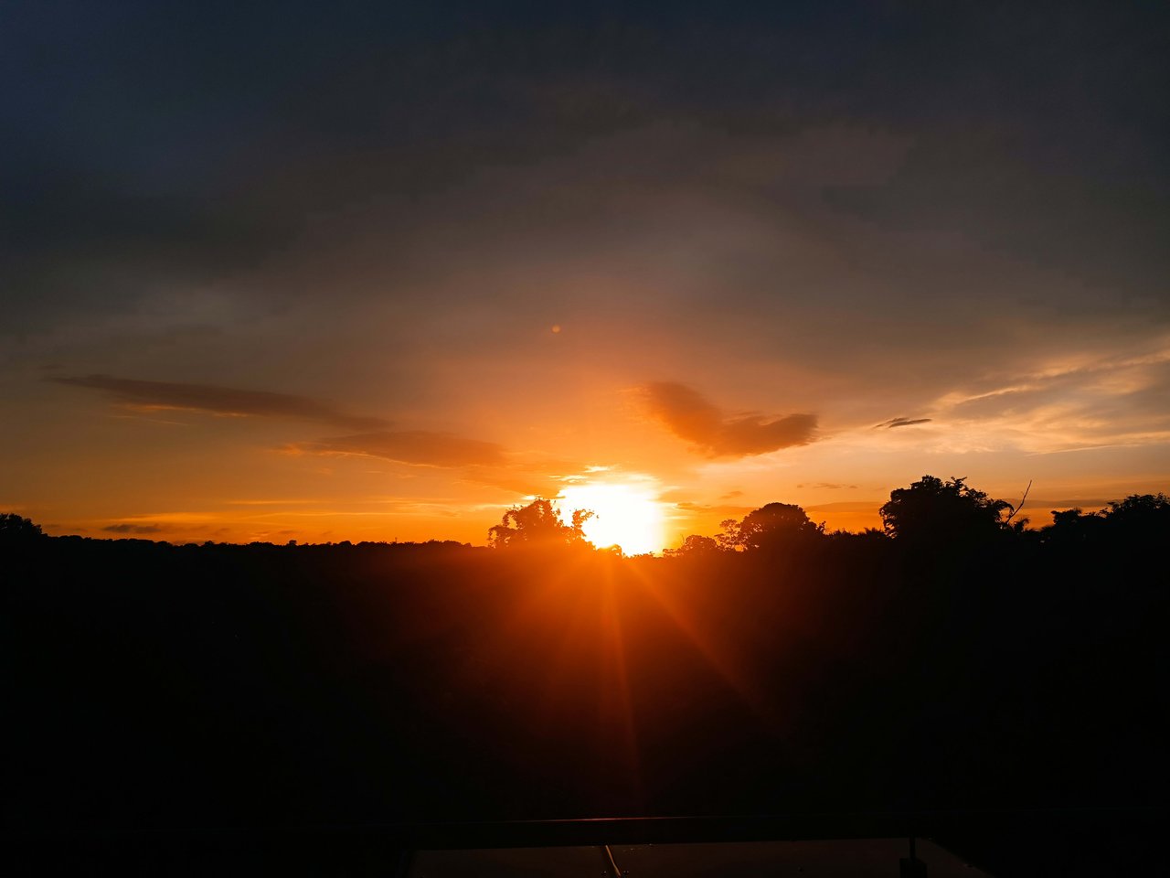 Casa Palma, Brand New Luxury 3 bedroom, 4 bathroom home with Amazing Sunset View in Quepos
