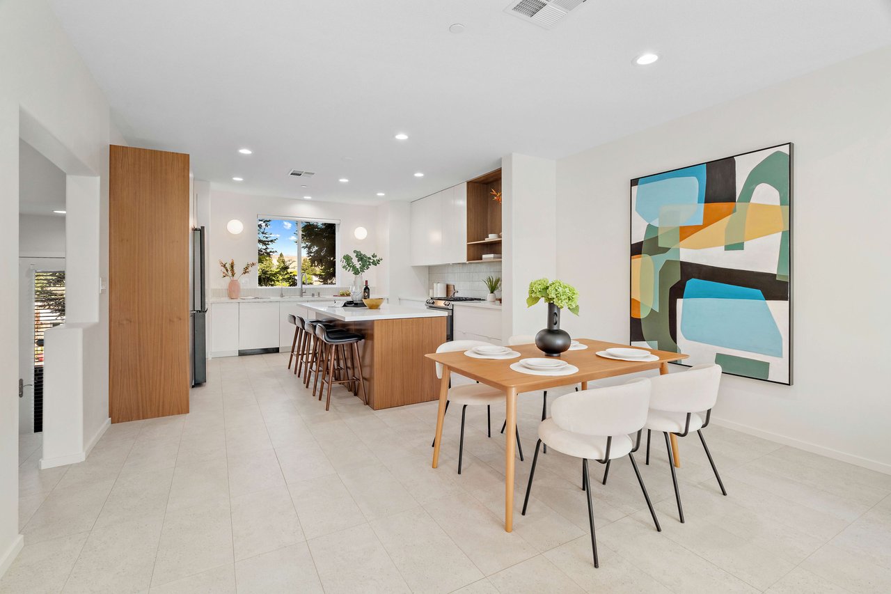 367 Ellicott LOOP