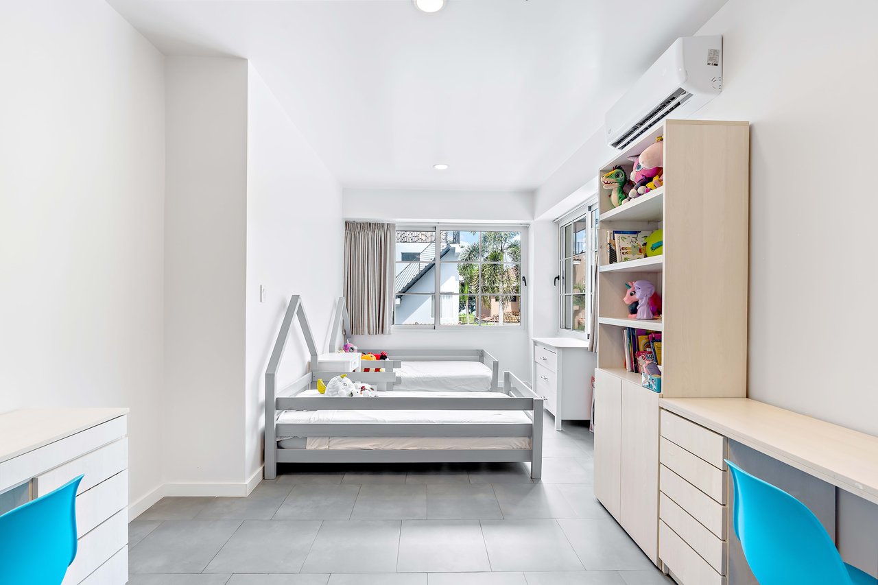 Casa Elena | 4 Bedroom Home Just Steps to Potrero Beach!