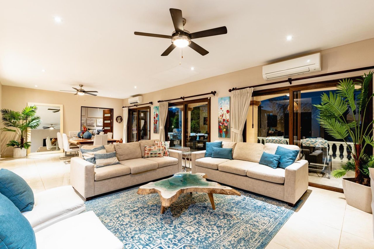 Luxury 6 BR Villa in Flamingo, Incredible Views | Starting At $1,350.00 Daily