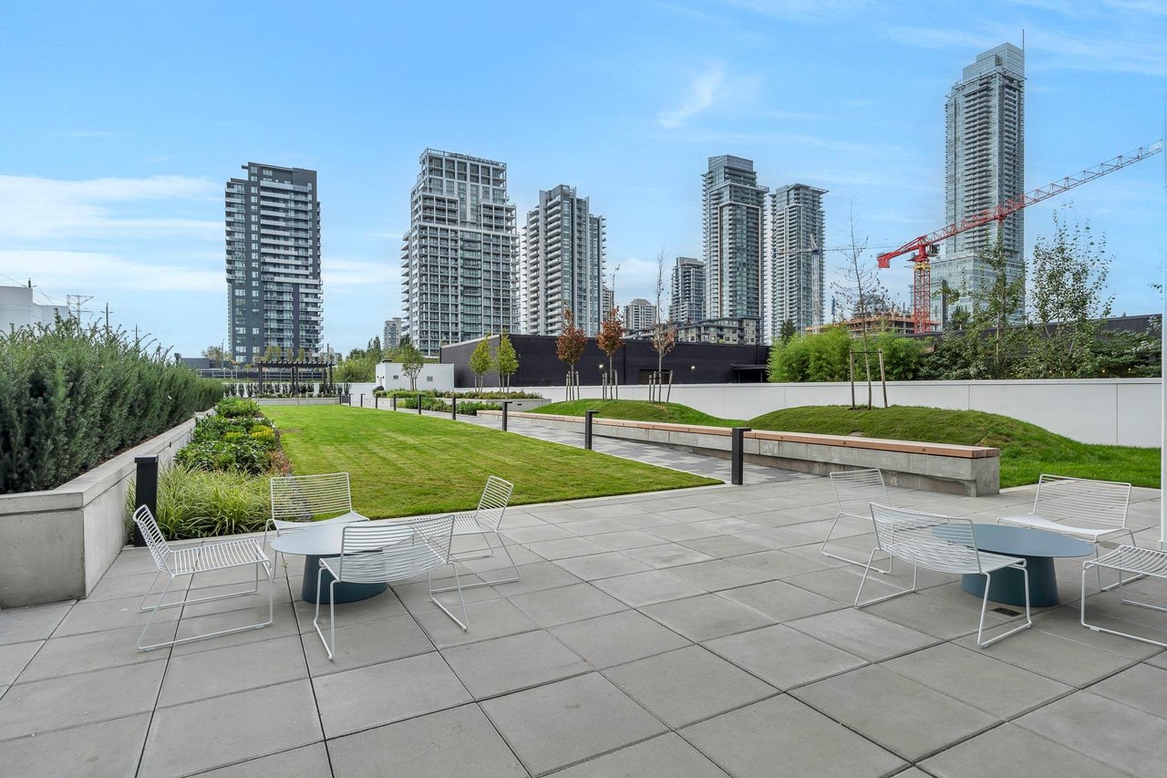 408-2425 Alpha Ave