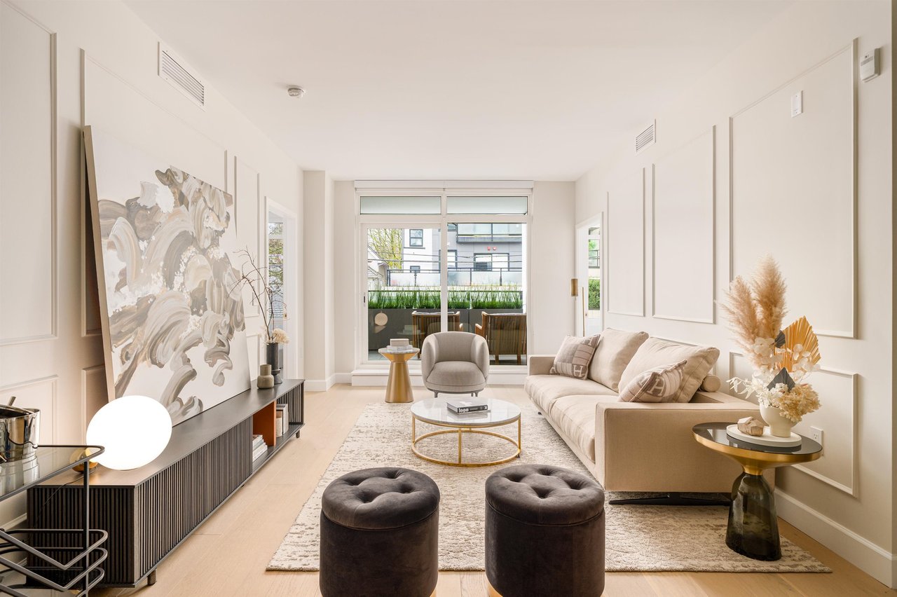 204-3668 W 10th Ave