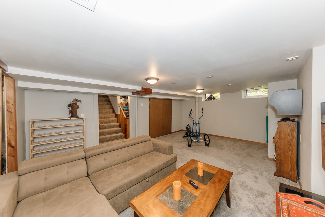 Updated 3+ Bed / 2 Bath Cooper Park Home