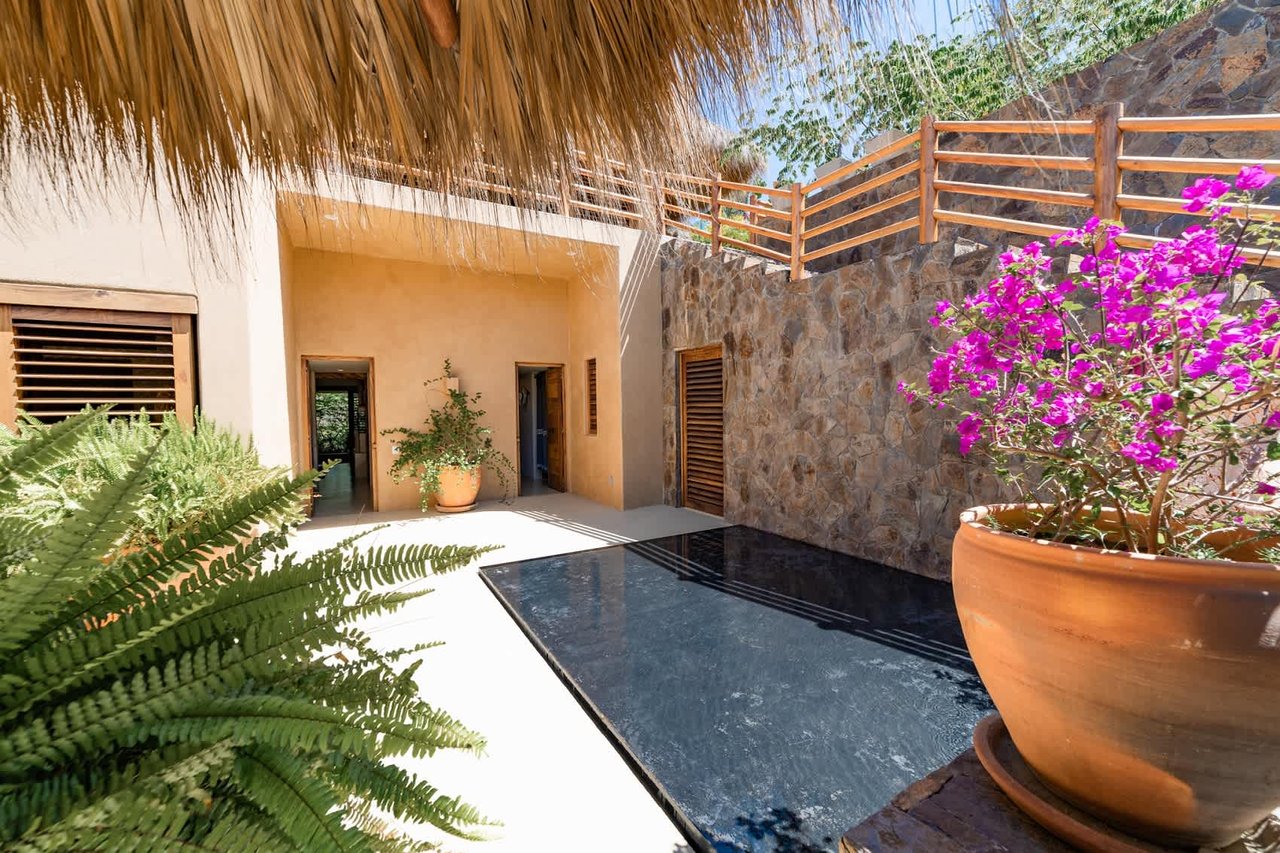 6 bedroom, Single Family Homes, Villa Sagrario, Montecito Beach Village