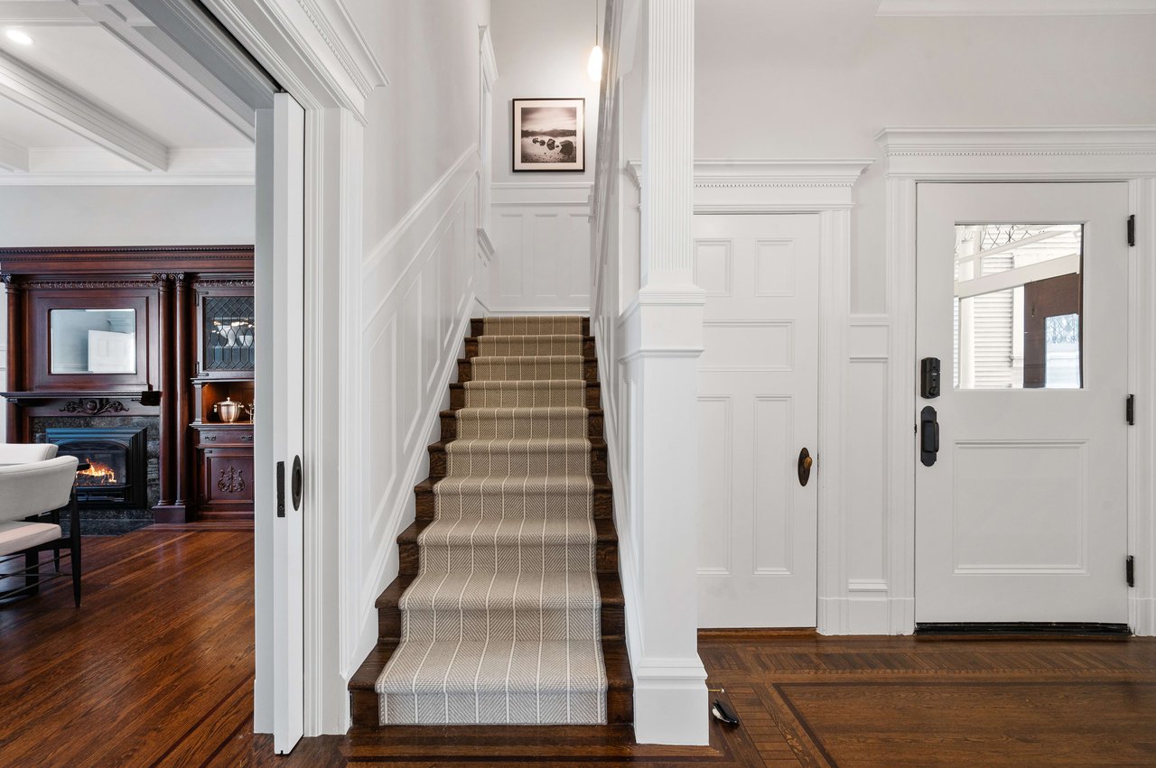 Grand Pacific Heights Home on a Coveted Flat Block between Lafayette & Alta Plaza Parks