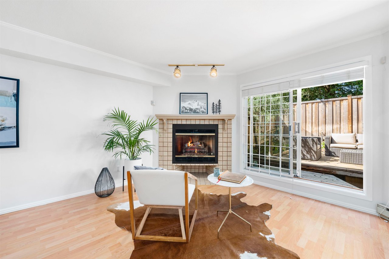 10-3980 Canada Way, Burnaby