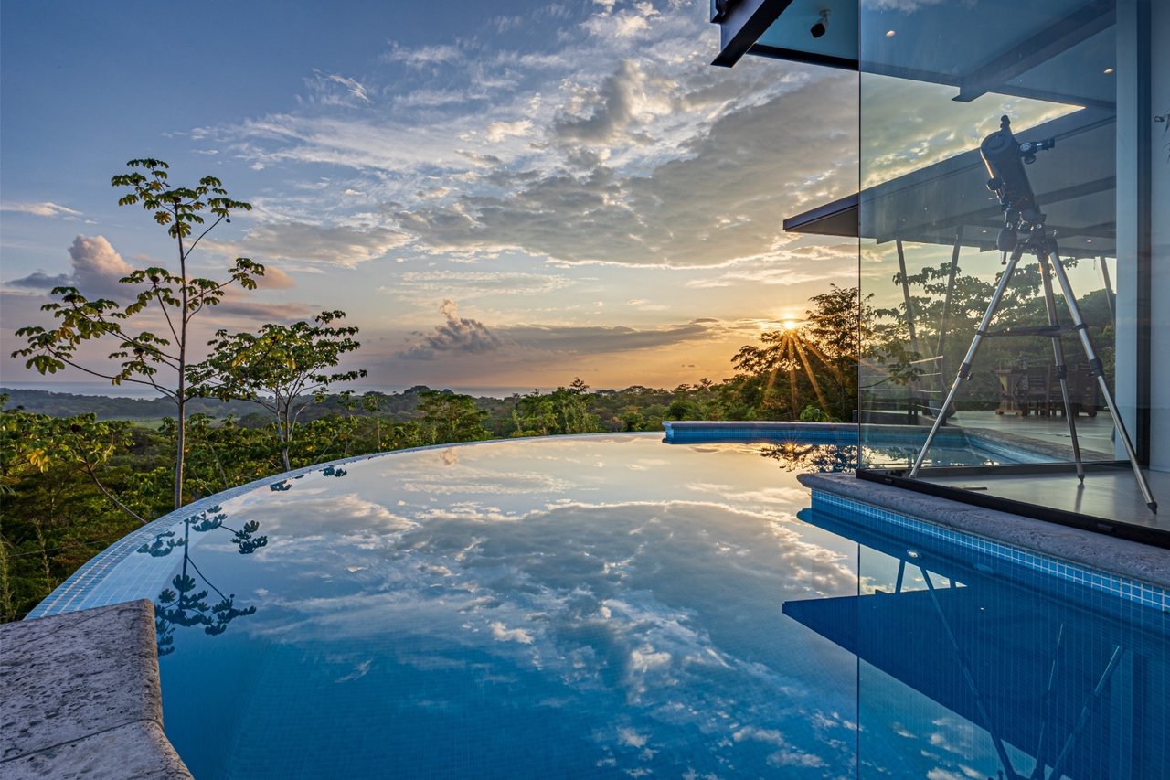 Solar Eco Estate with Guest House, Uvita, Puntarenas