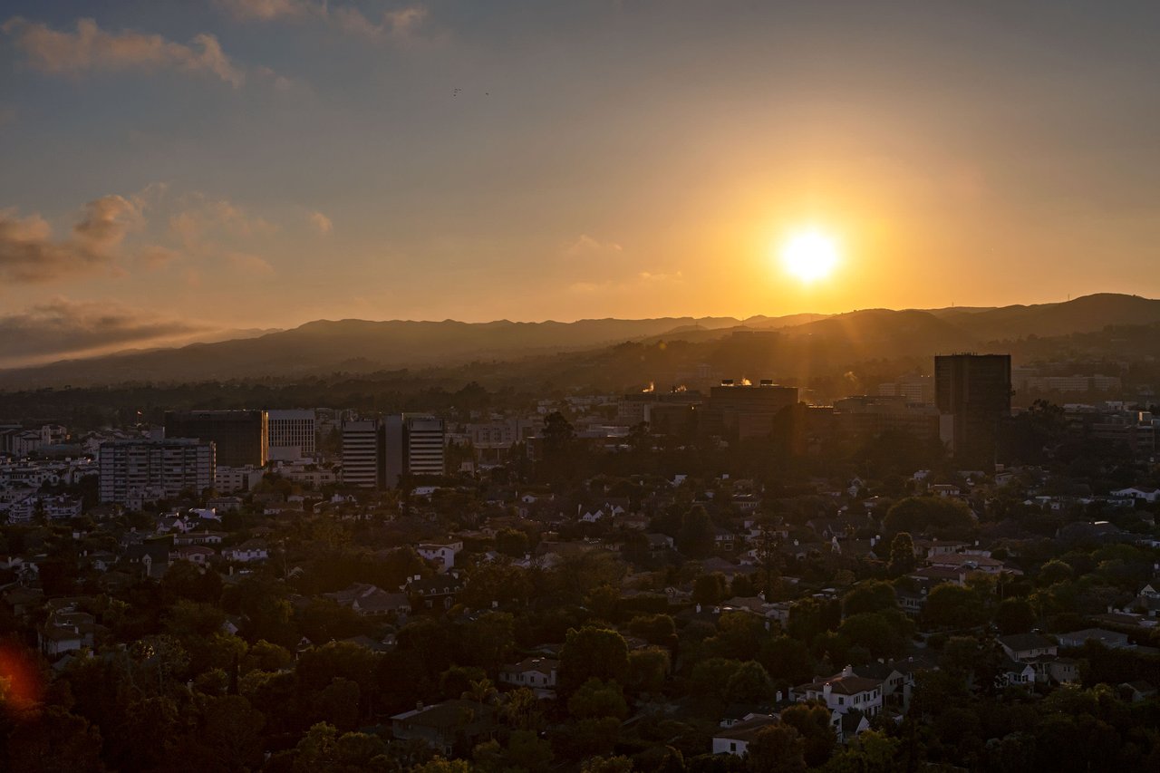 10560 WILSHIRE BLVD Unit: PenthouseA