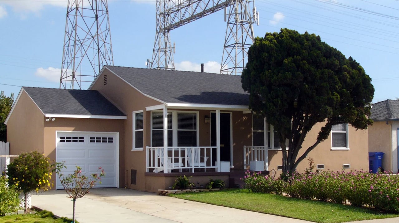 3004 Dow Ave