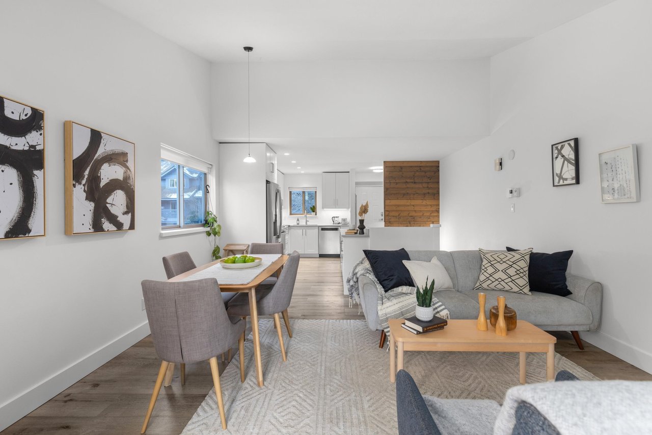 25-3102 Panorama Ridge