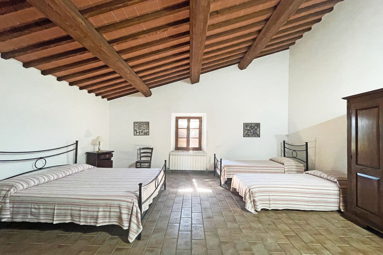 TENUTA IL GRANO “Charming Panoramic Farmhouse For Sale in Val d'Orcia”