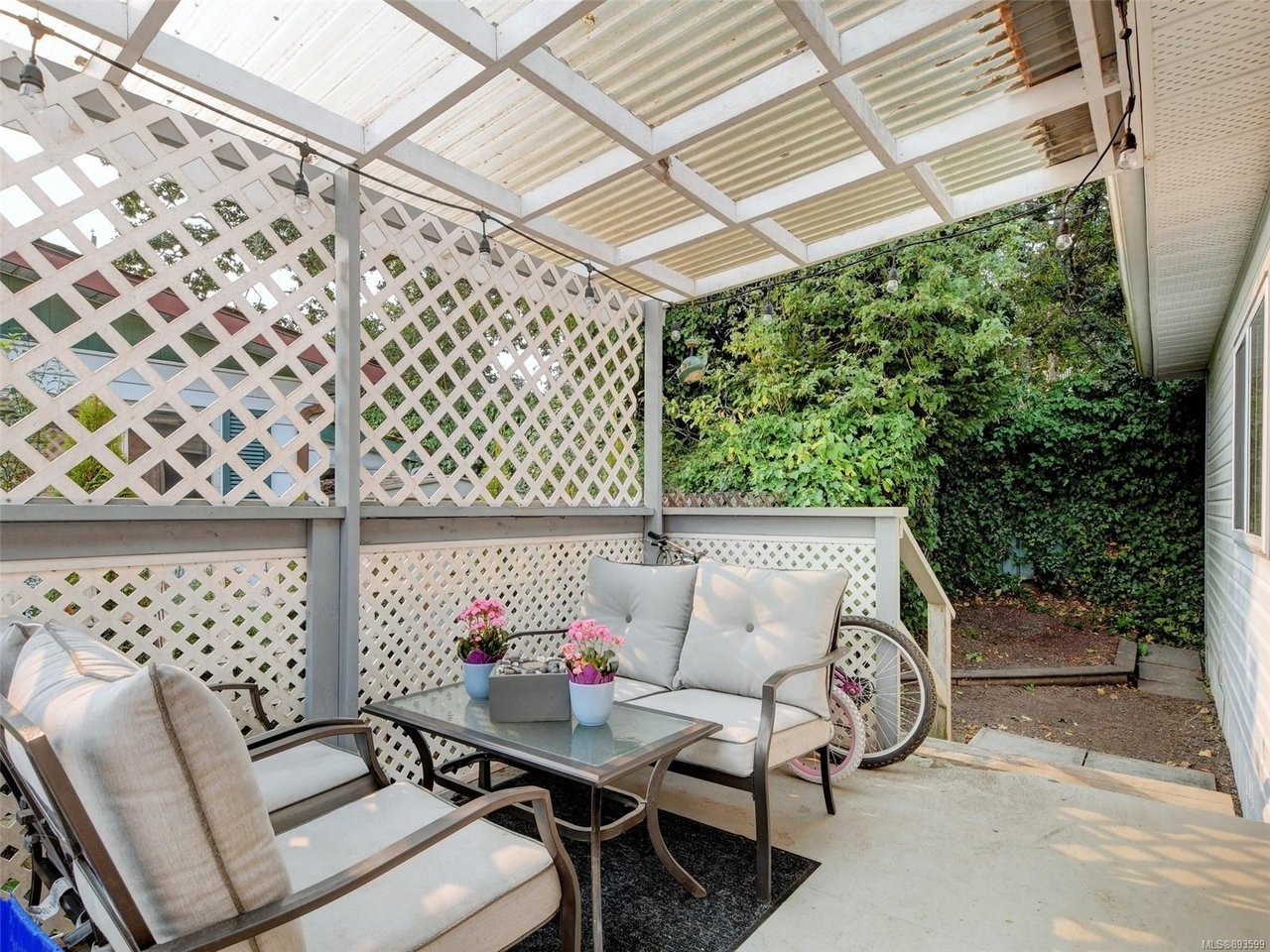 14-124 Cooper Rd, View Royal
