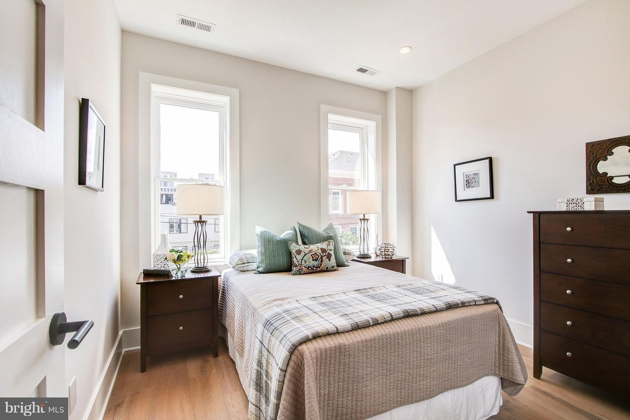 324 10th Street