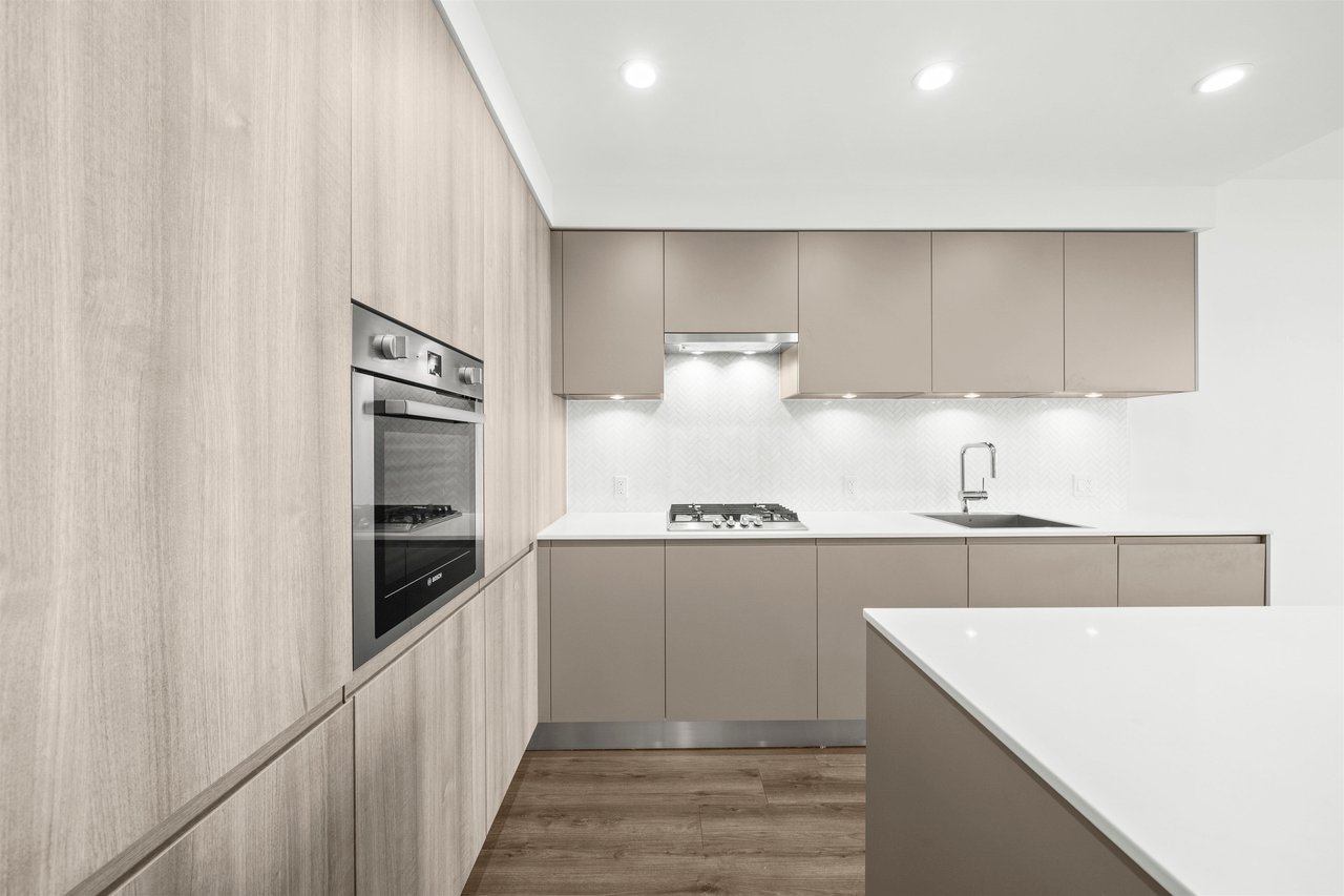 3208-3809 Evergreen Pl
