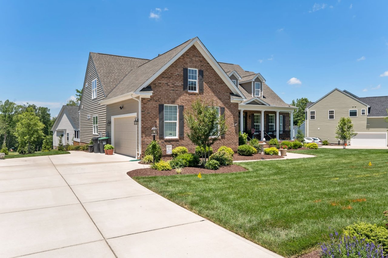 5542 Mossy Oak Road