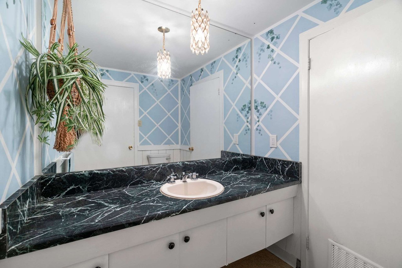 SOLD: Most Sought After St. Andrews Enclave