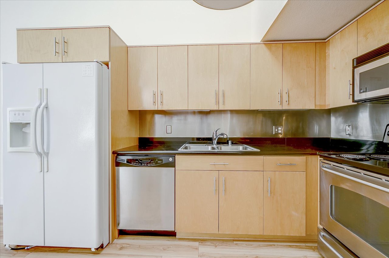 175 Bluxome St., #321