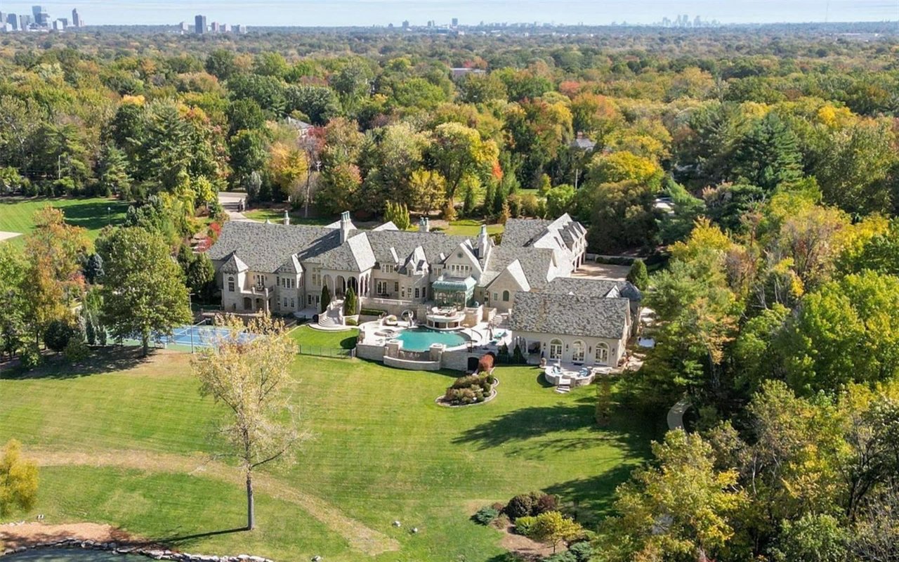 The Different Ways You Can Improve Your Frontenac House to Attain Maximum Value