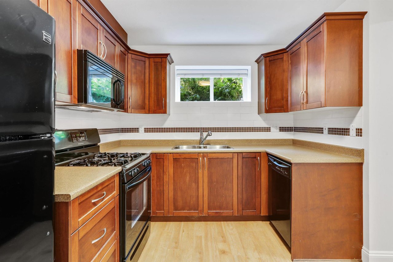 171 W Kings Rd