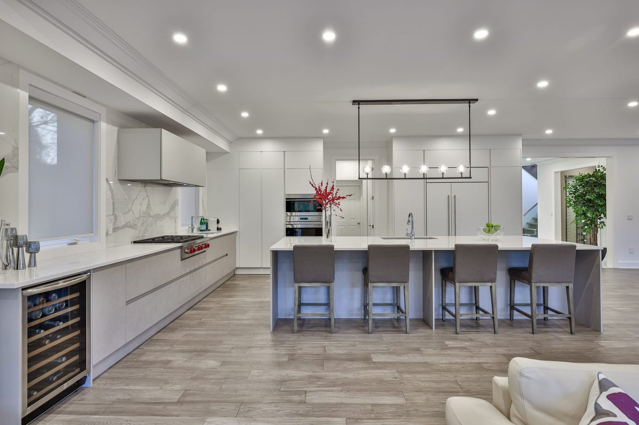 SOLD: Premium Corner Locale