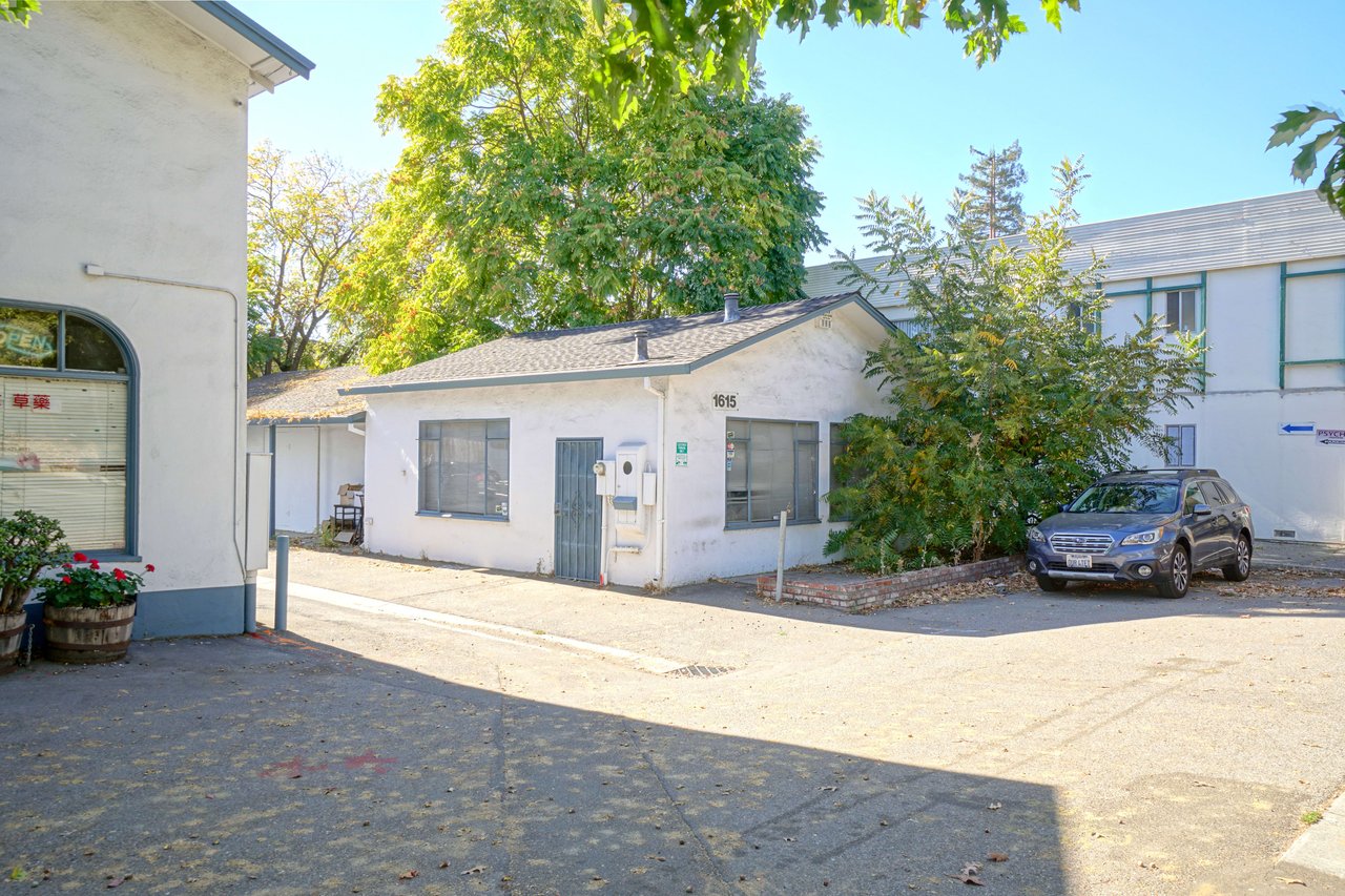 Rare Mountain View Office/Medical/Retail Owner User Opportunity