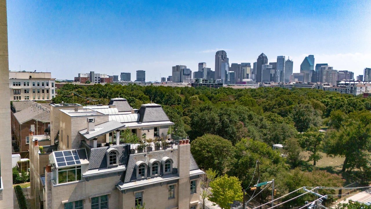 Parisian Townhouse in Dallas