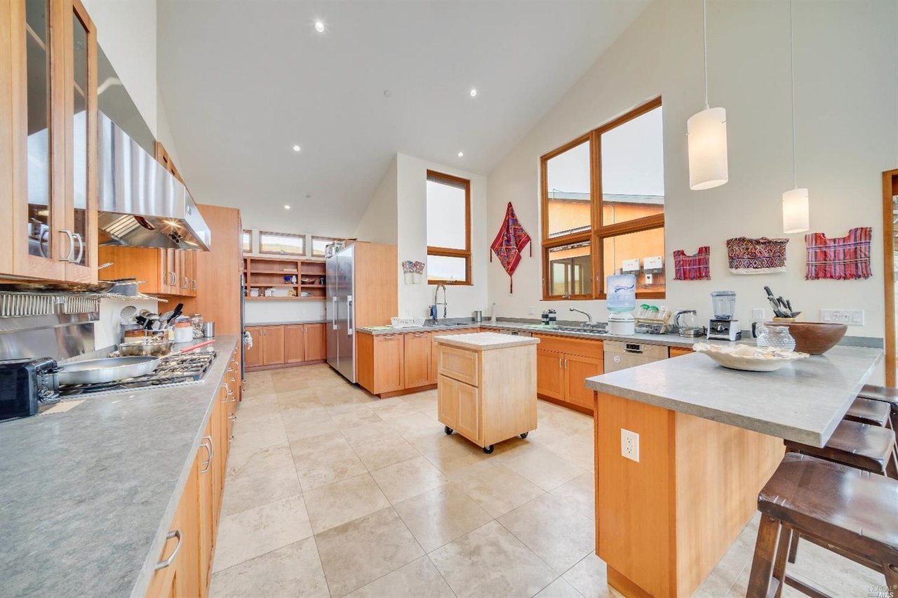 1100 Vly Frd Freestone Rd