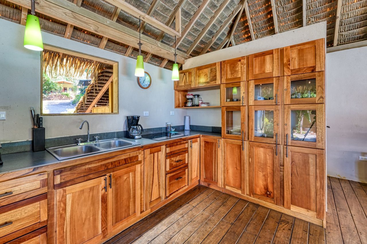 Balinese Beachfront Luxury Hotel, Uvita, Puntarenas