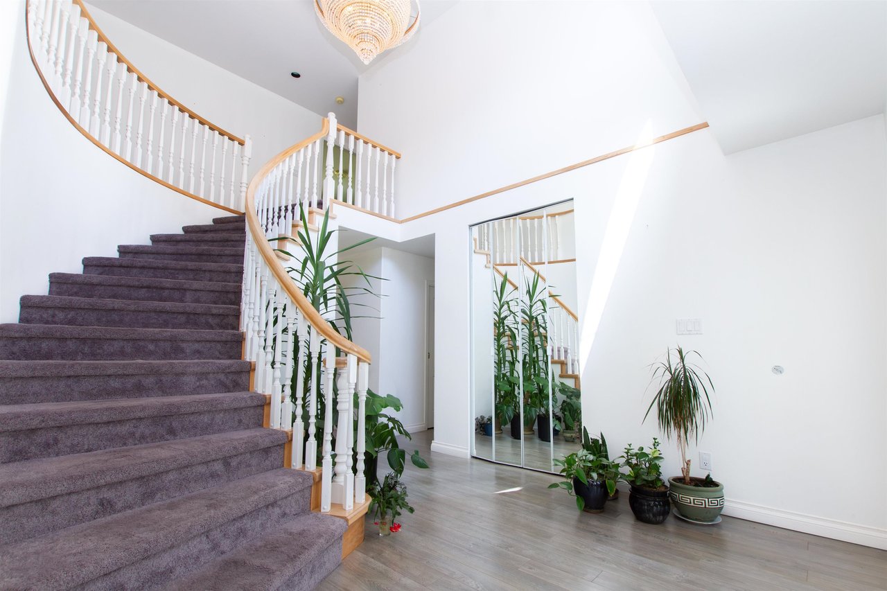 40038 Plateau Dr
