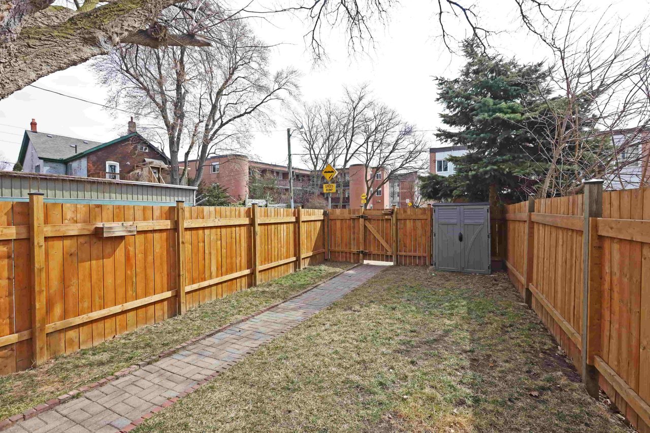CHARMING DETACHED HOME