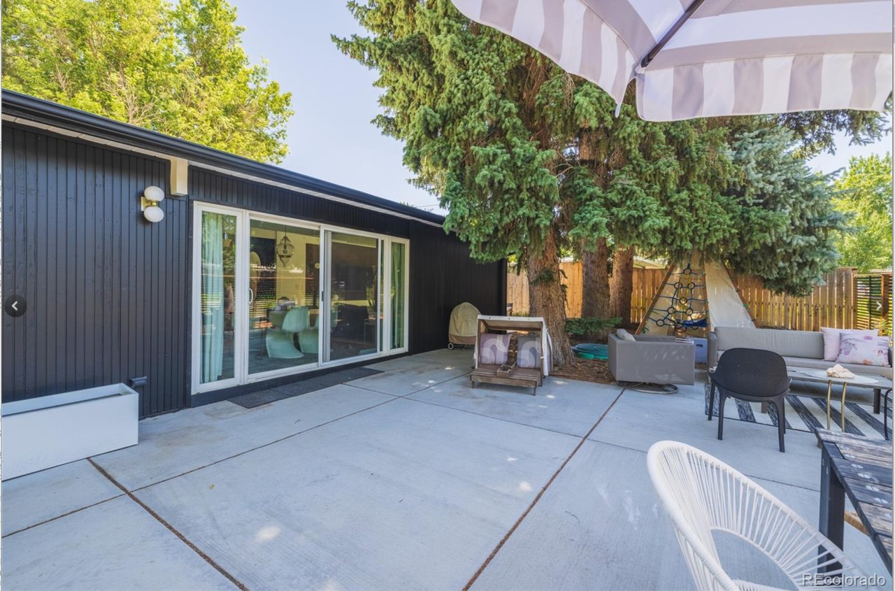 💥 Modern Listing of the Day. #forsale 🏡