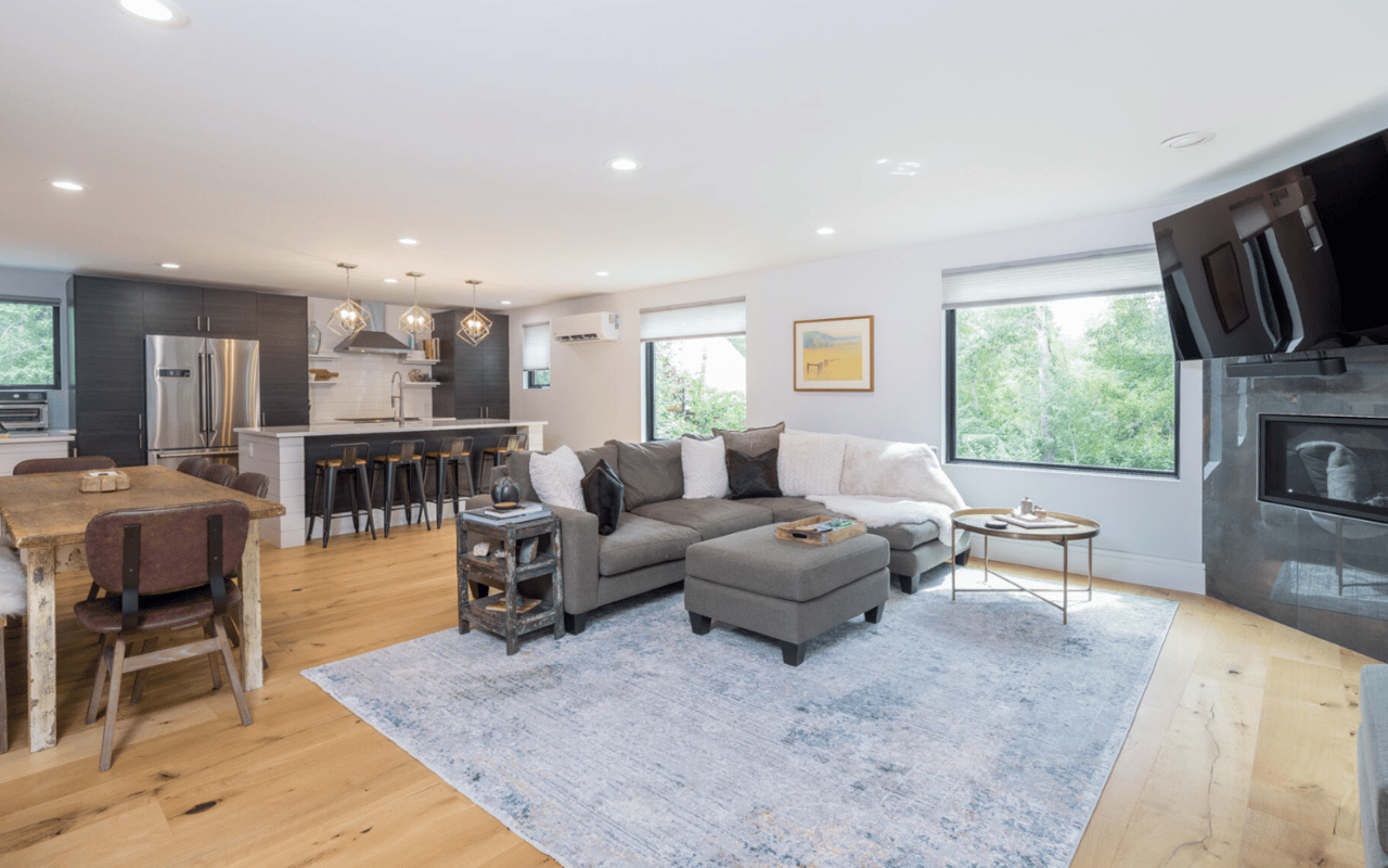 Decoding the Relationship Between Home Age and Market Value