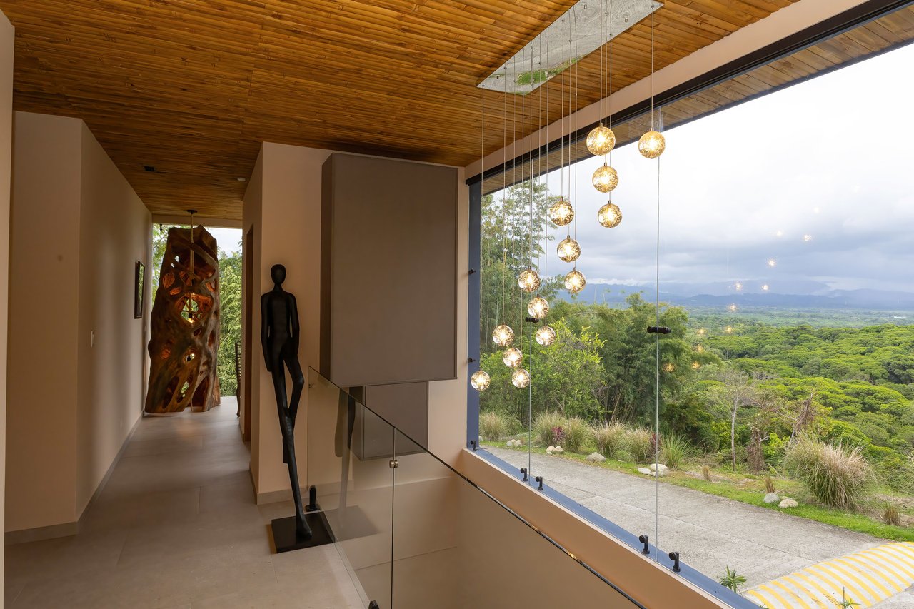 Modern Luxury Villa Near Marina, Manuel Antonio, Puntarenas