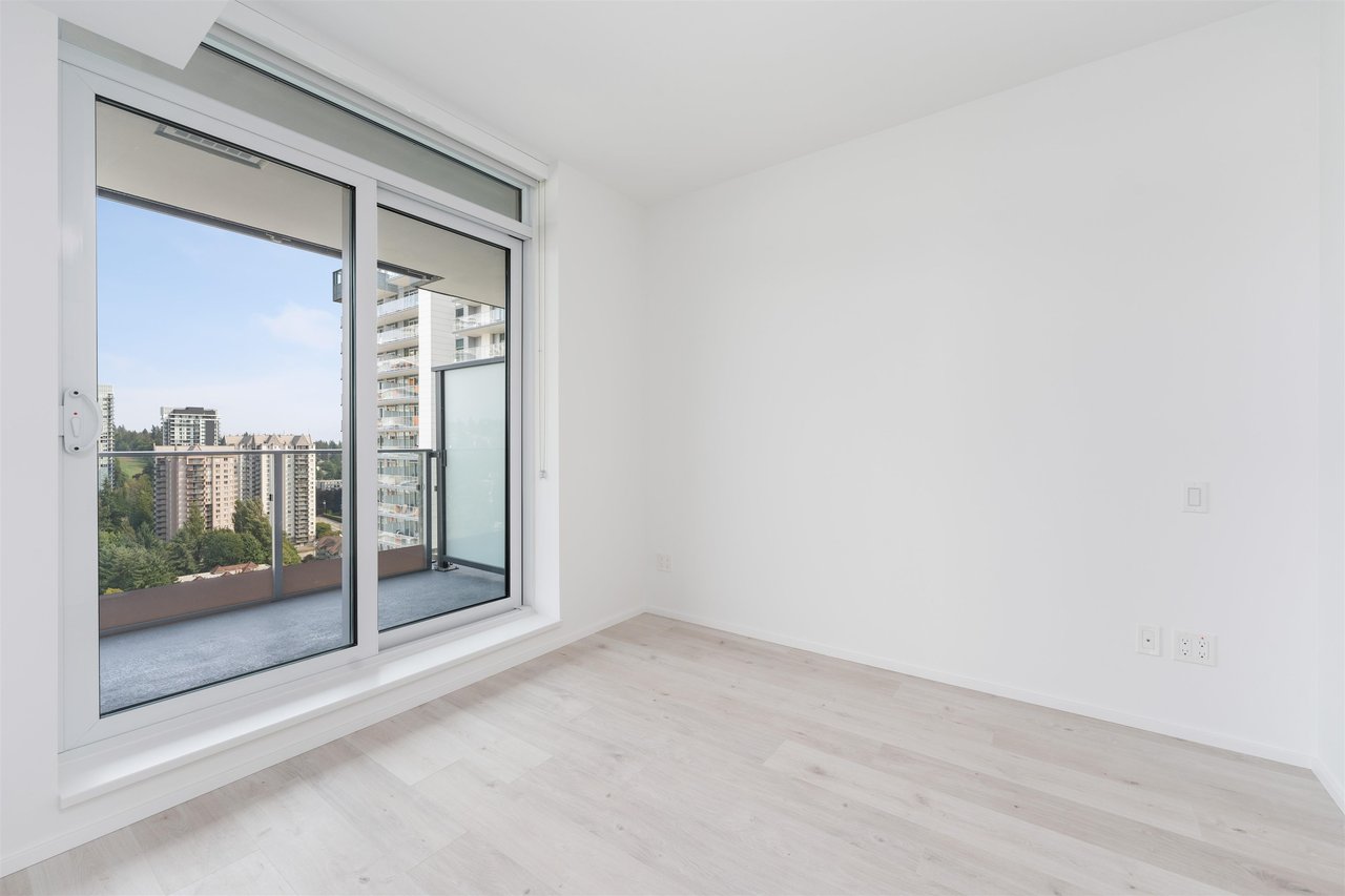 2001-3809 Evergreen Pl