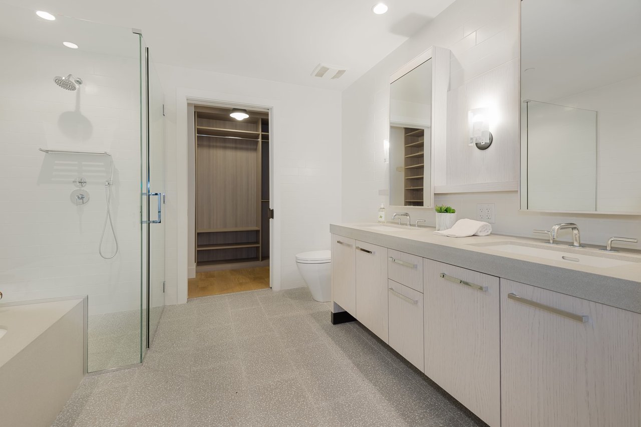 10777 Wilshire # 606