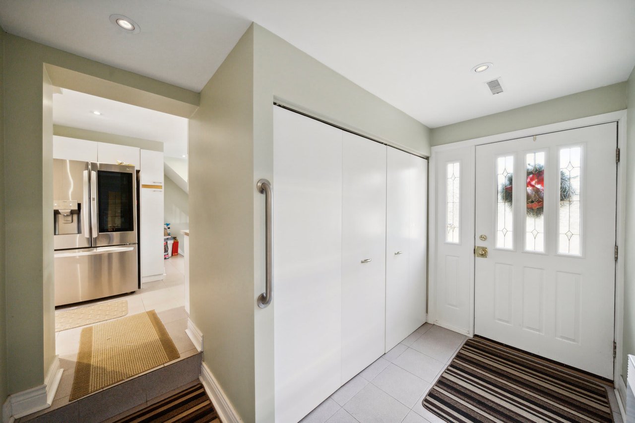 50 Harborn Rd