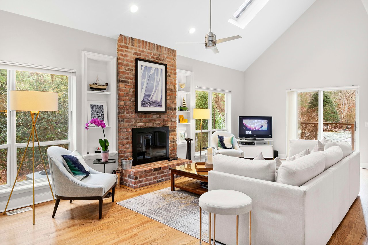 WAINSCOTT AUGUST RENTAL, CONVENIENT TO ALL