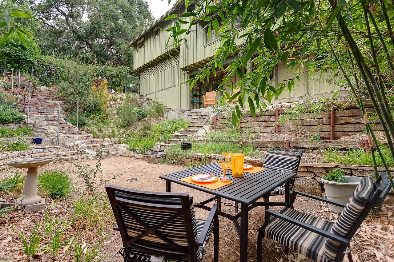 674 Alta Vista Dr
