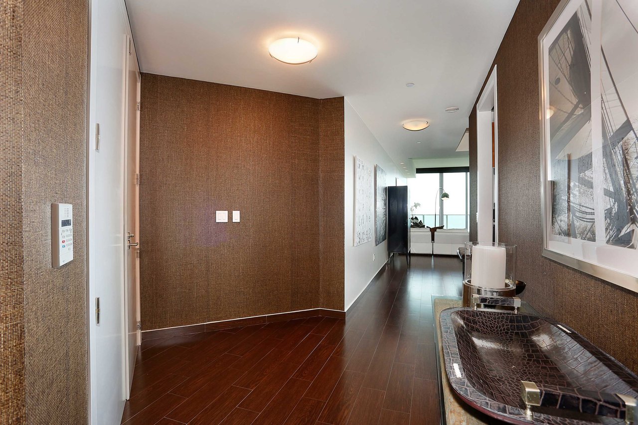2627 S Bayshore Drive #2903