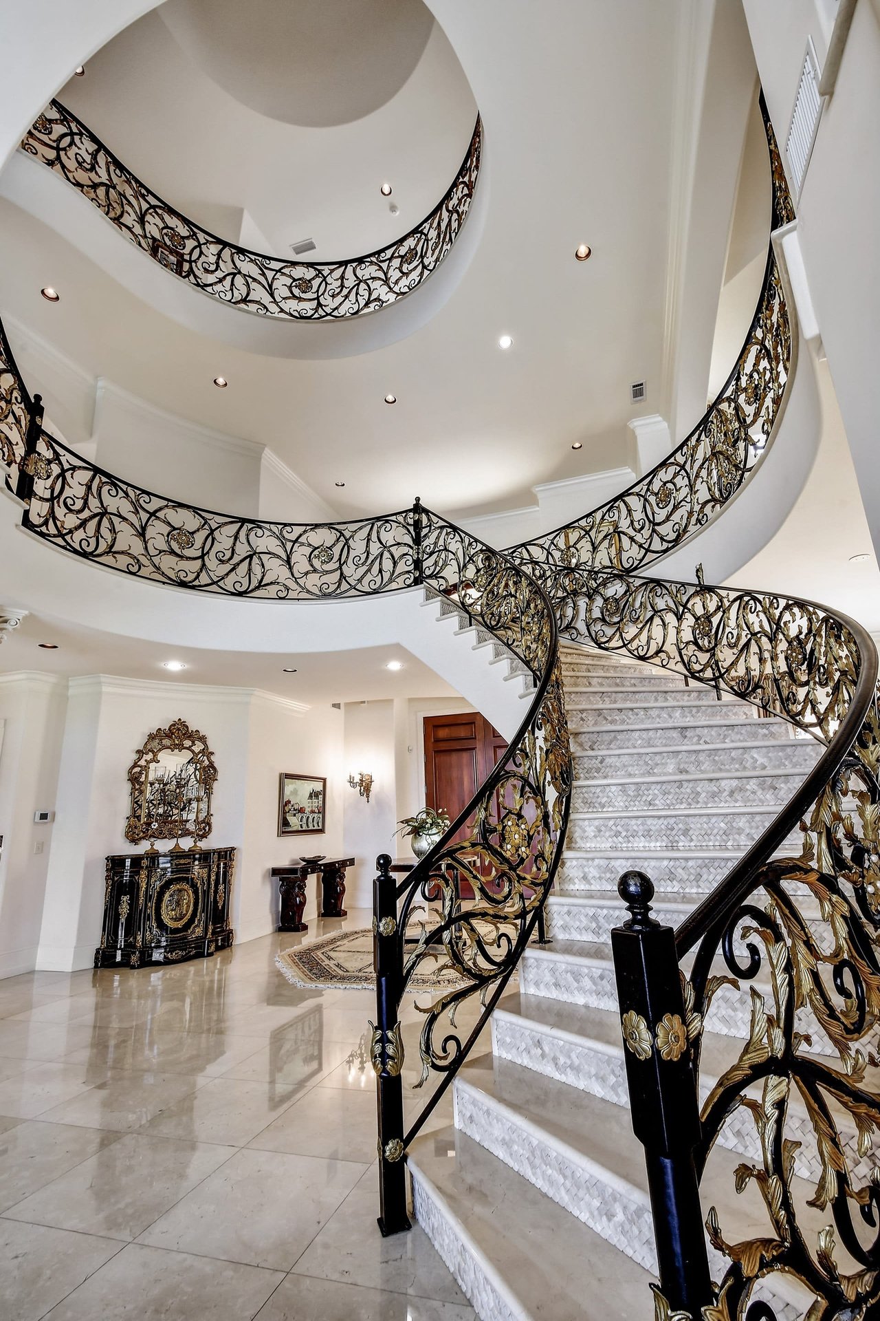 2924 Cliff Pt