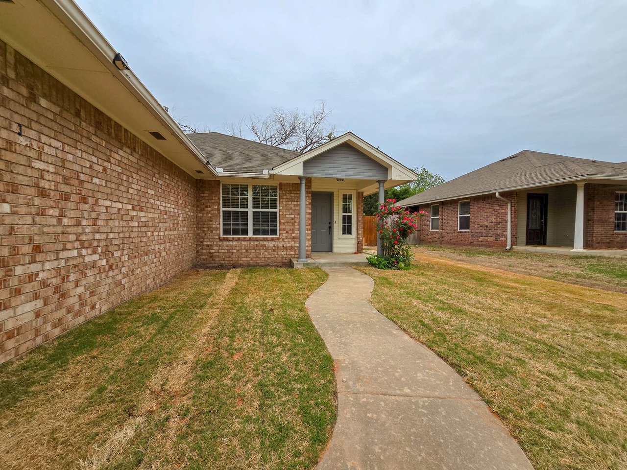 1211 Orchard Dr