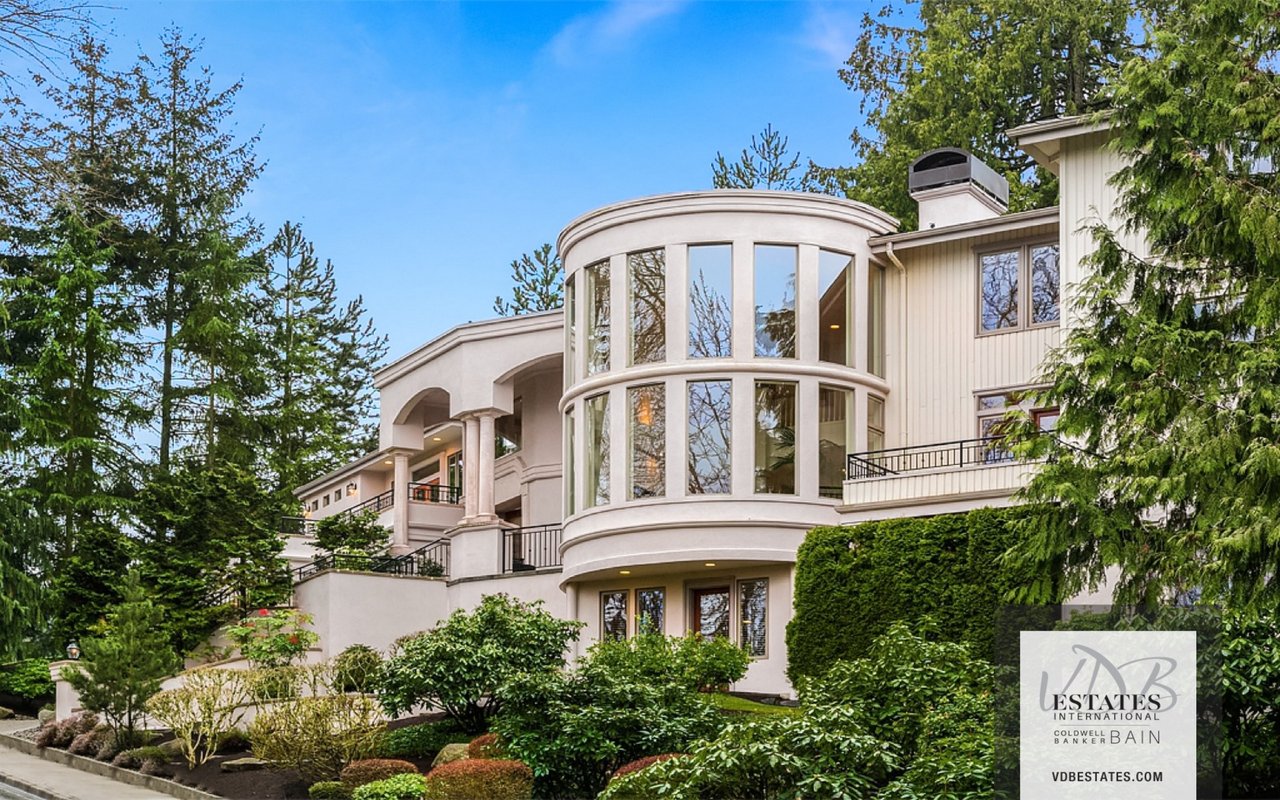 Just Listed | Architectural Grandeur