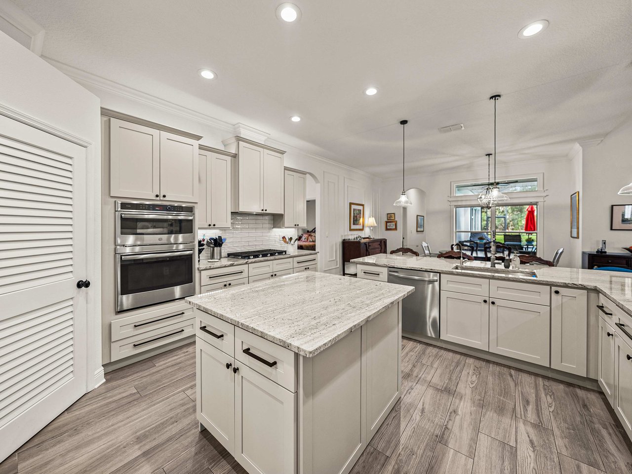 13228 THOROUGHBRED DR