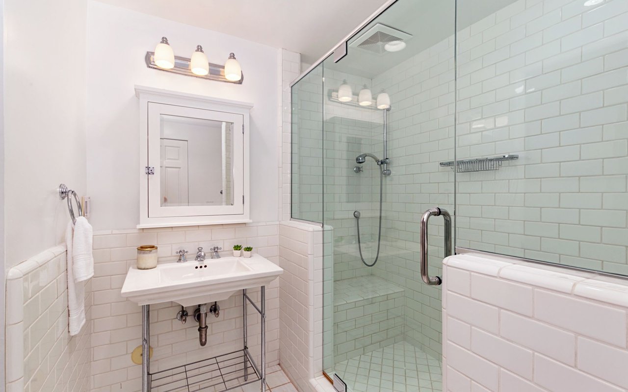 228 Hazel Dr