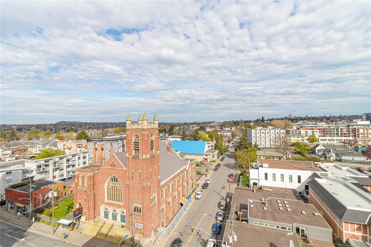 1109-1630 Quadra St, Victoria