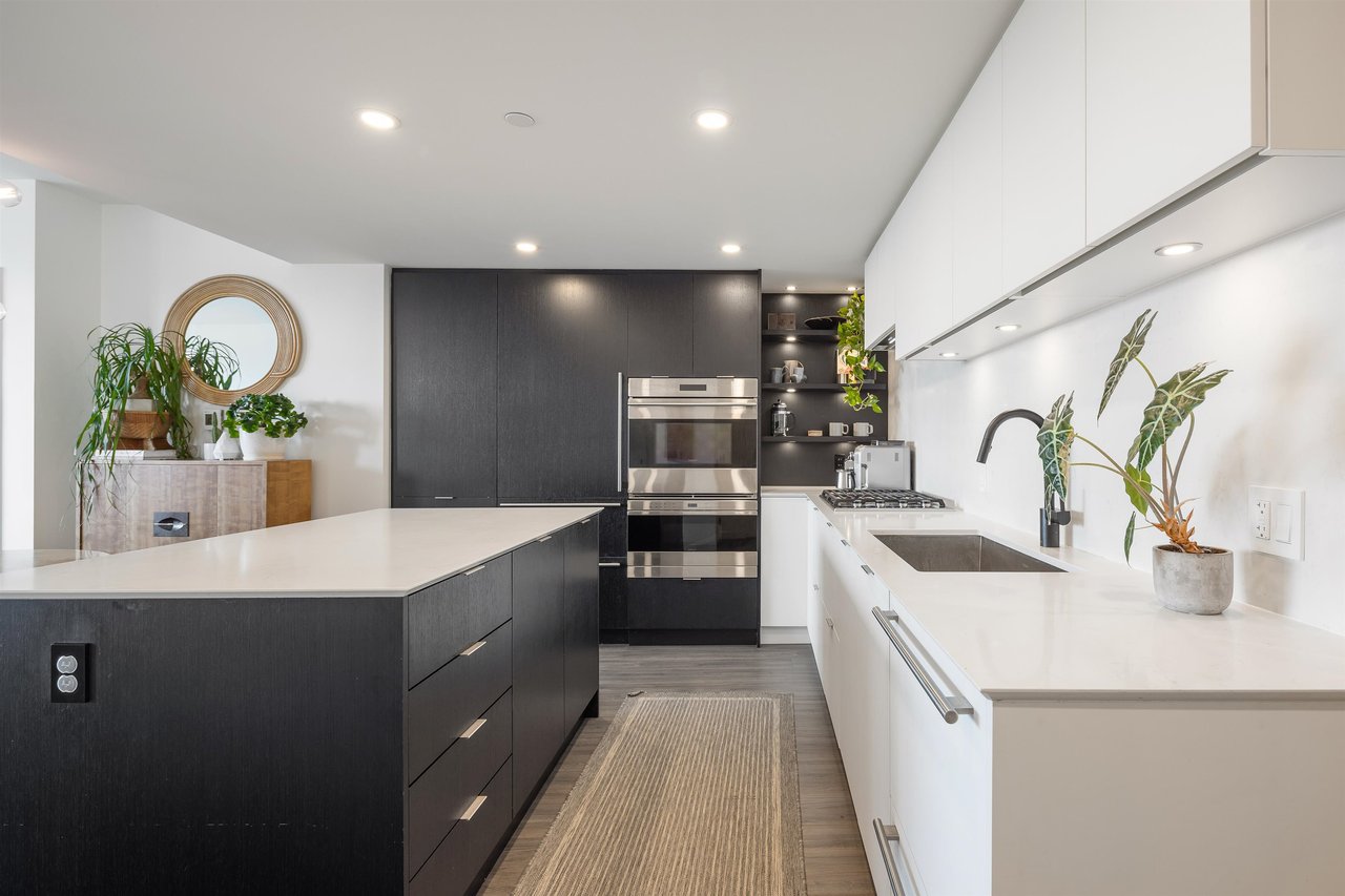 505-210 E 5th Ave