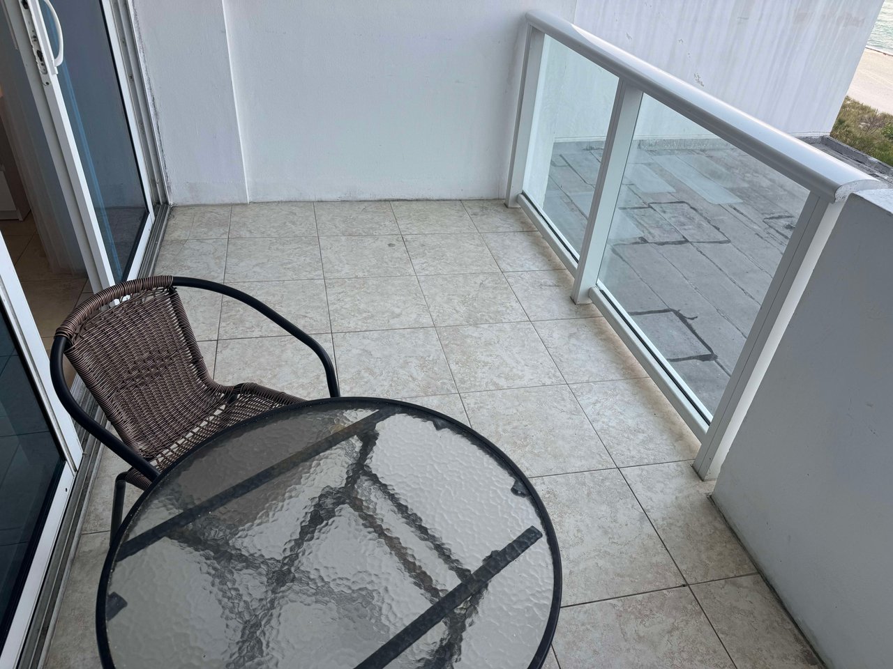 5445 Collins Ave Unit 627 Miami Beach
