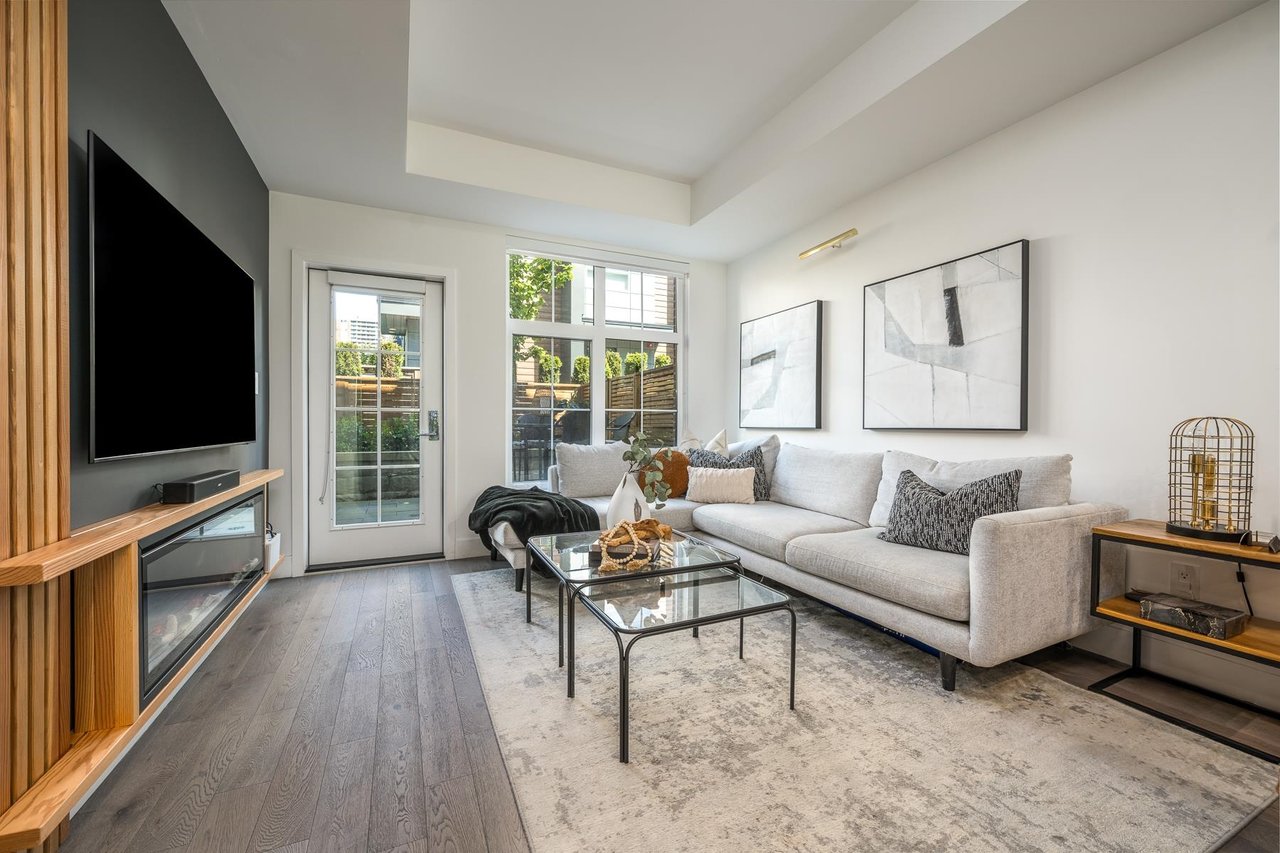 137-2070 Curling Road, North Vancouver